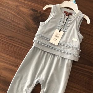 Seven for all mankind romper